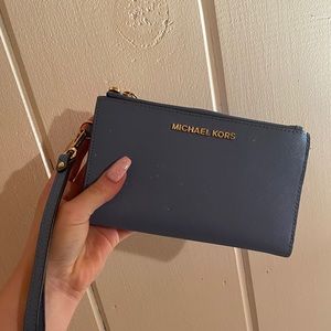 Micheal kors wallet